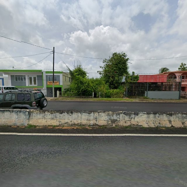 Propiedad declarada estorbo público en F755+FP5 Arecibo, Puerto Rico 00612, Arecibo
