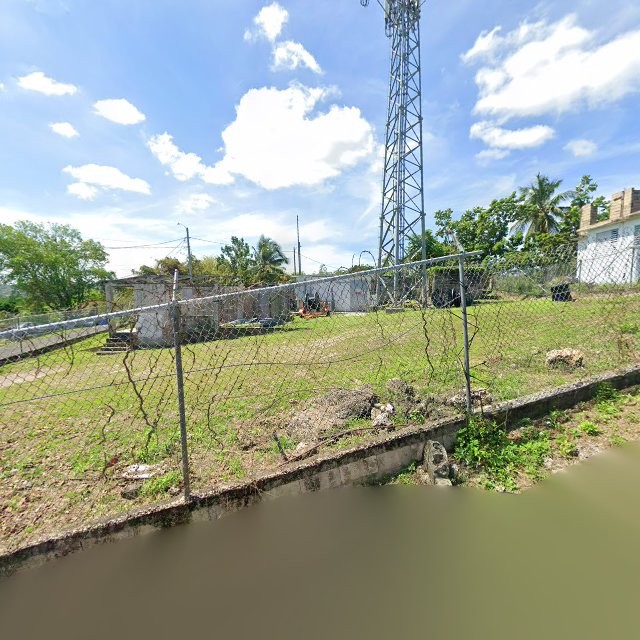 Foto de estorbo público en Vega Baja