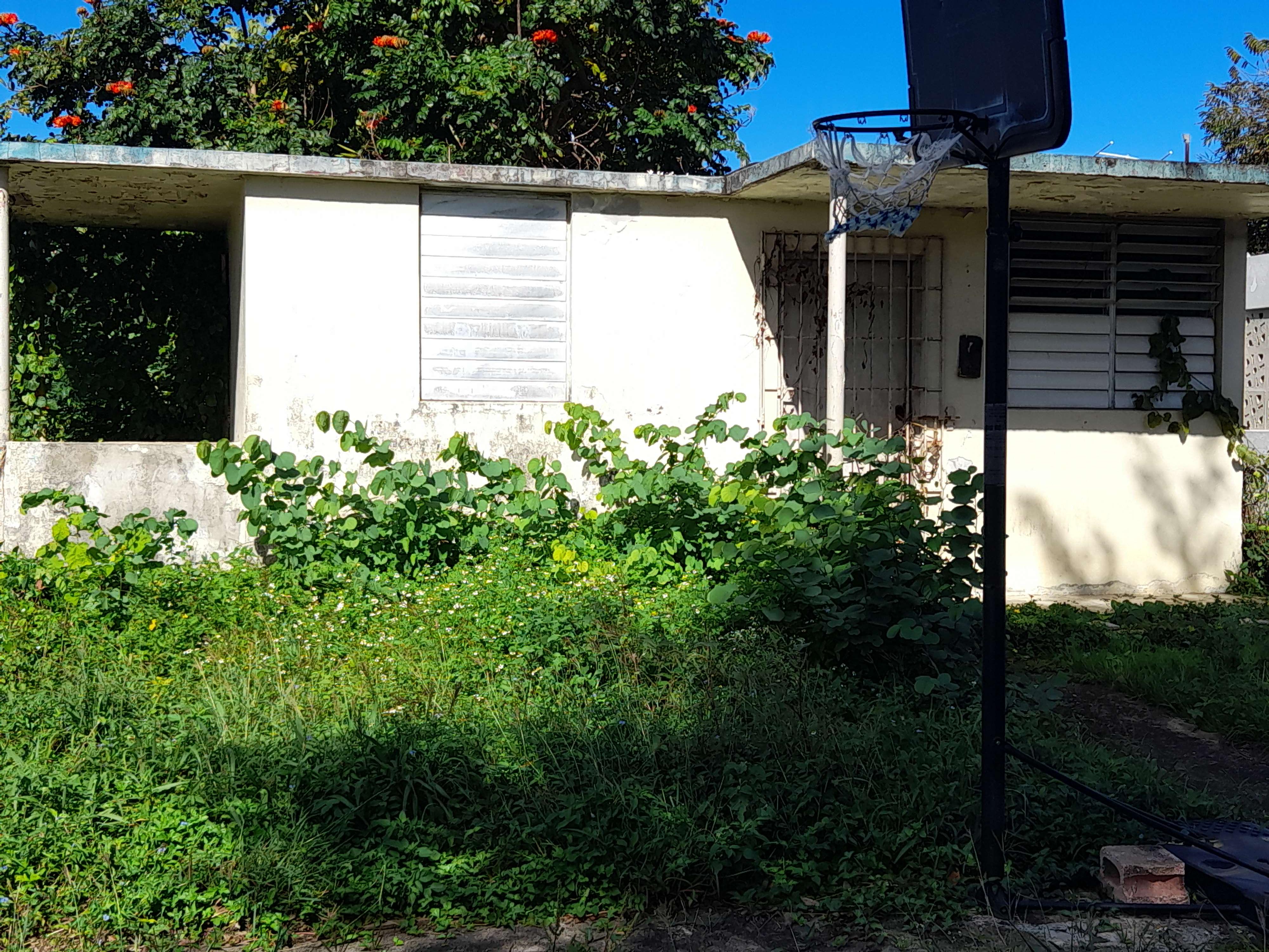 Propiedad declarada estorbo público en FJ29+334 Vega Baja, Puerto Rico 00693, Vega Baja