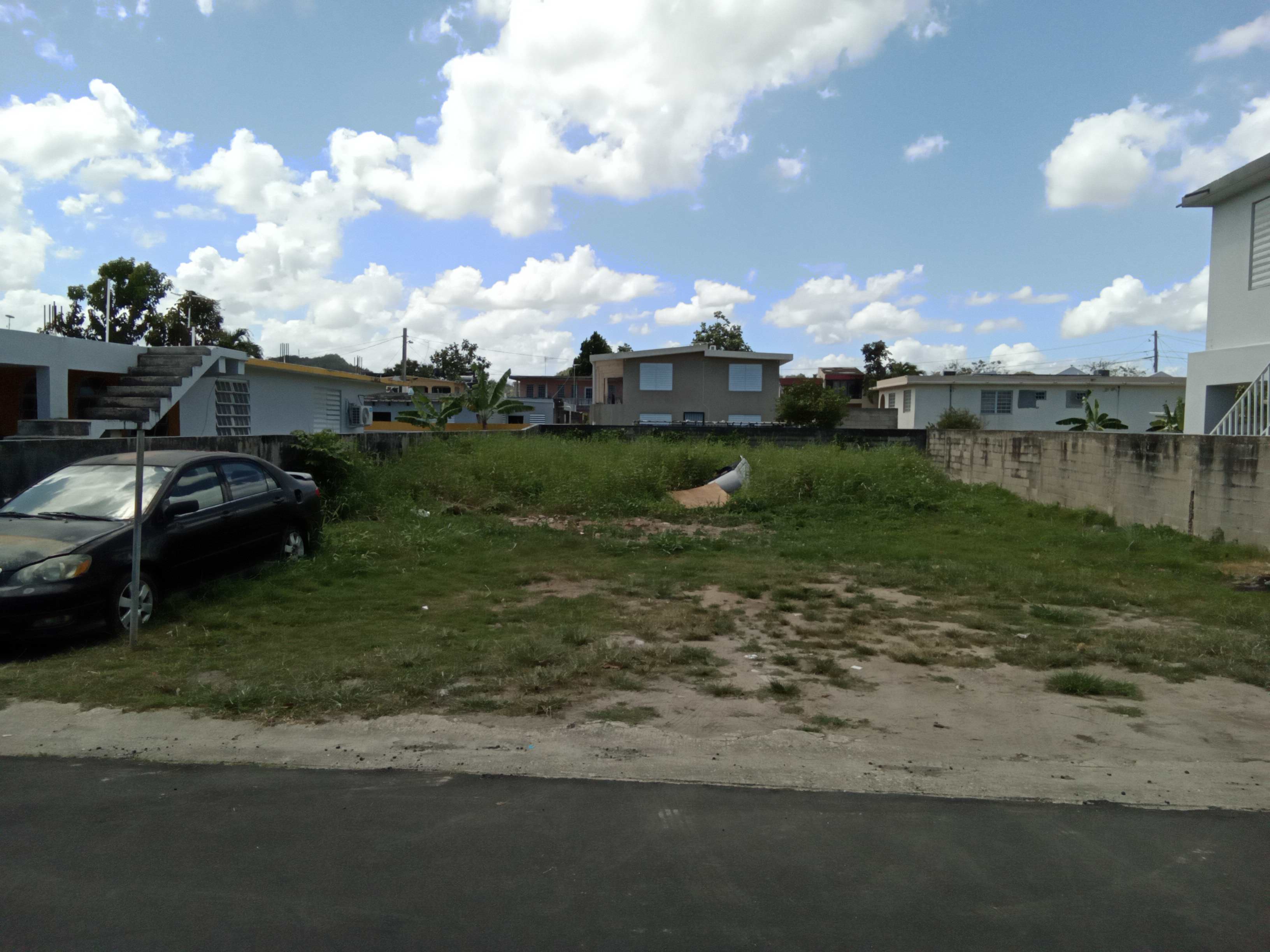 Foto de estorbo público en Vega Baja