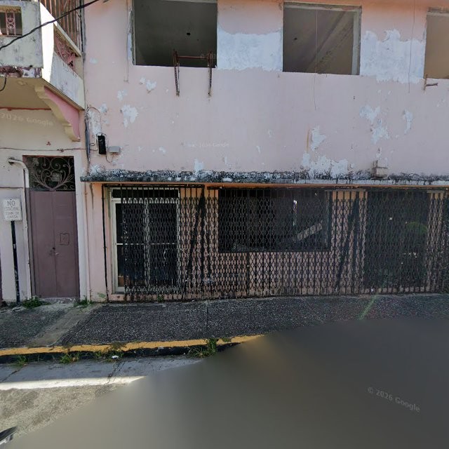 Propiedad declarada estorbo público en CJV6+WQP Vega Baja, Puerto Rico 00693, Vega Baja