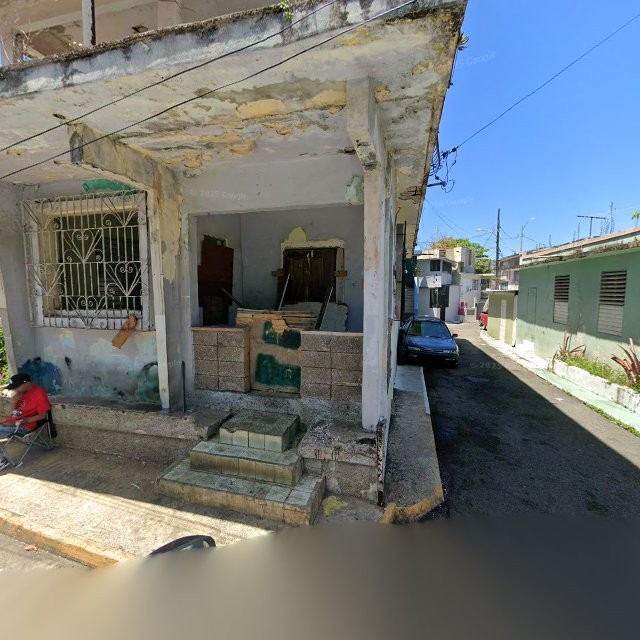 Propiedad declarada estorbo público en CJV7+329 Vega Baja, Puerto Rico 00693, Vega Baja