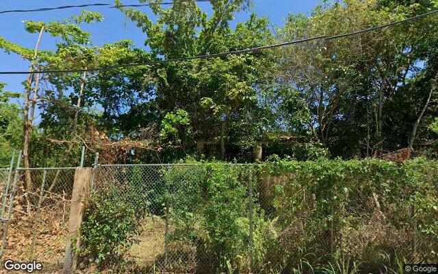 Propiedad declarada estorbo público en CJV8+P9Q Vega Baja, Puerto Rico 00693, Vega Baja