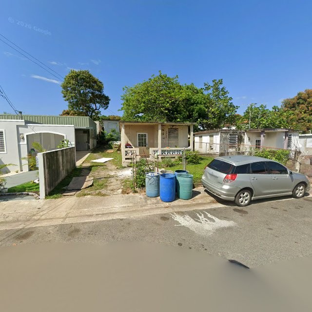 Propiedad declarada estorbo público en FP5M+JH8 Dorado, Puerto Rico 00646, Dorado