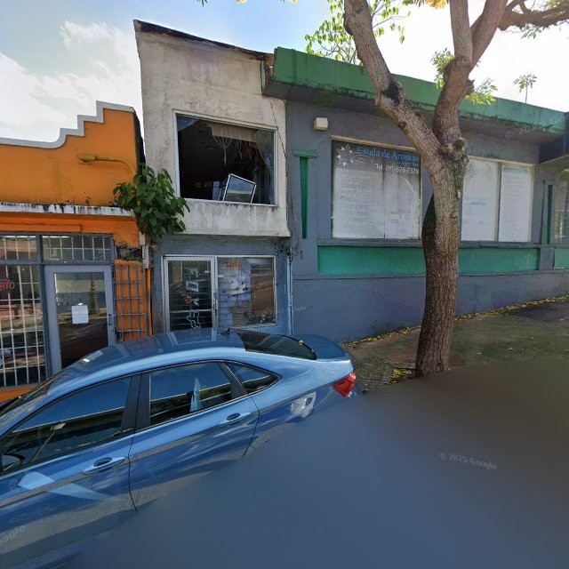 Propiedad declarada estorbo público en FP5R+74F Dorado, Puerto Rico 00646, Dorado