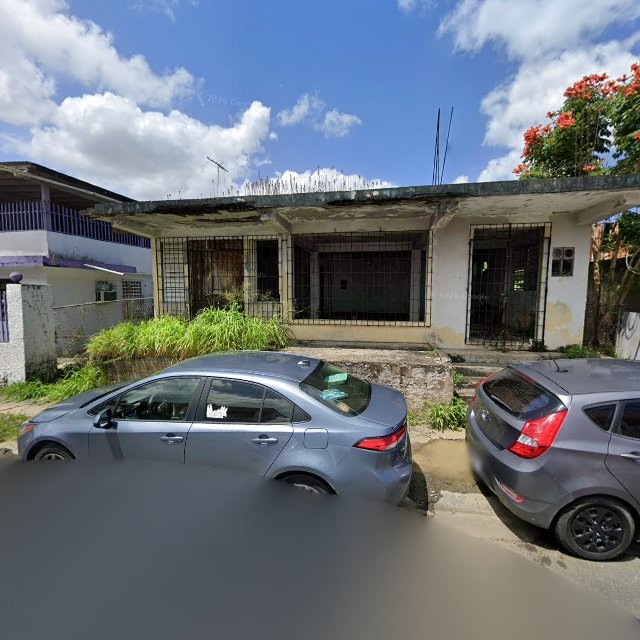 Propiedad declarada estorbo público en CPRX+R5G Toa Baja, Puerto Rico 00949, Toa Baja
