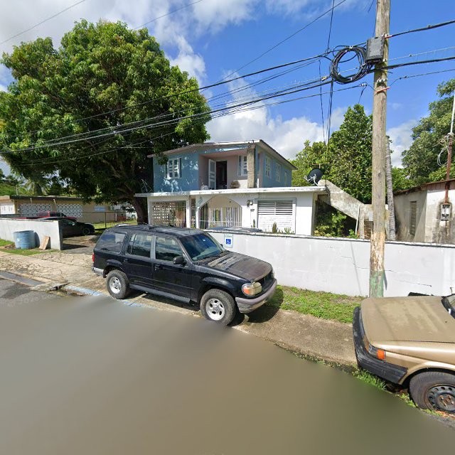 Foto de estorbo público en Toa Baja