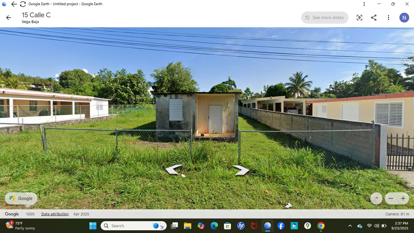 Reporte ciudadano de estorbo público en calle c solar 235 , pugnado afuera,vega baja, PR, Vega Baja