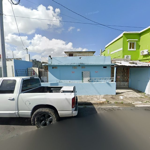 Propiedad declarada estorbo público en CWXV+7RM San Juan, Puerto Rico 00911, San Juan