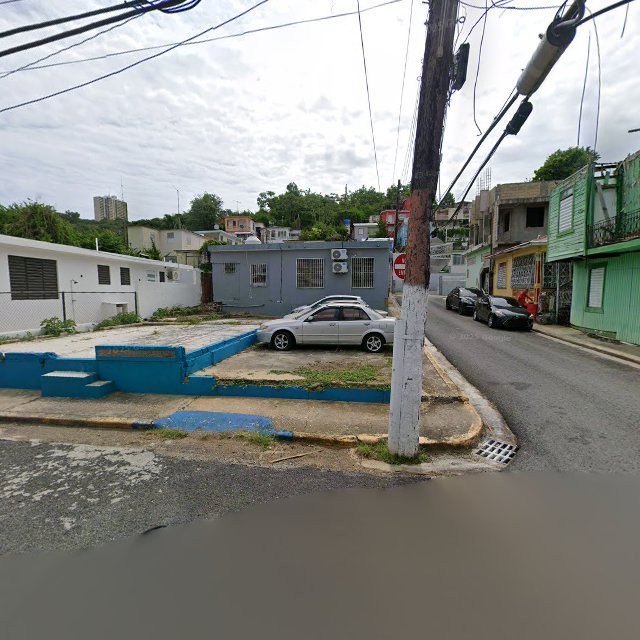 Foto de estorbo público en Aguadilla