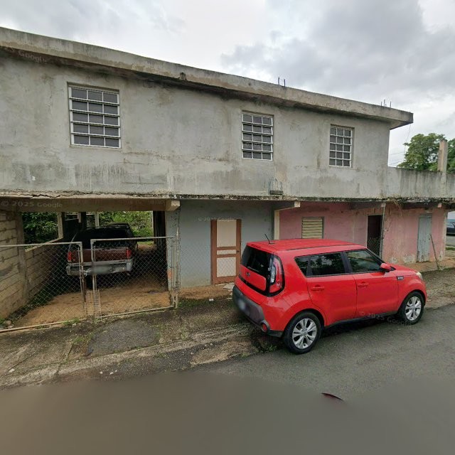 Propiedad declarada estorbo público en CF46+XW3 Manatí, Puerto Rico 00617, Manatí