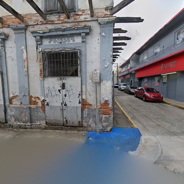 Propiedad declarada estorbo público en CGH4+6GG Manatí, Puerto Rico 00674, Manatí