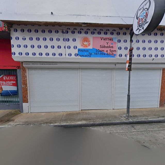 Propiedad declarada estorbo público en CGH4+4G4 Manatí, Puerto Rico 00674, Manatí