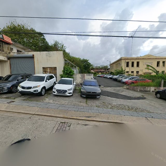 Propiedad declarada estorbo público en CGG4+MFW Manatí, Puerto Rico 00674, Manatí