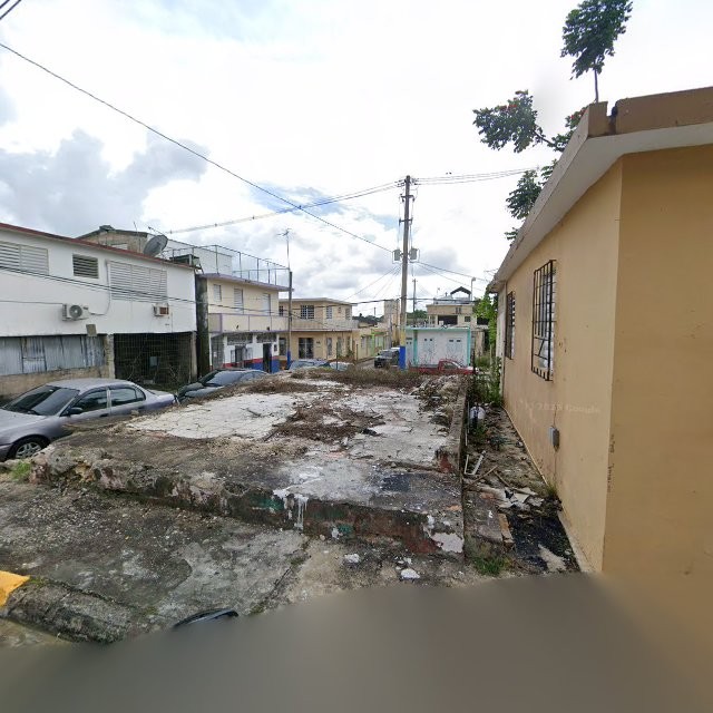 Foto de estorbo público en Manatí