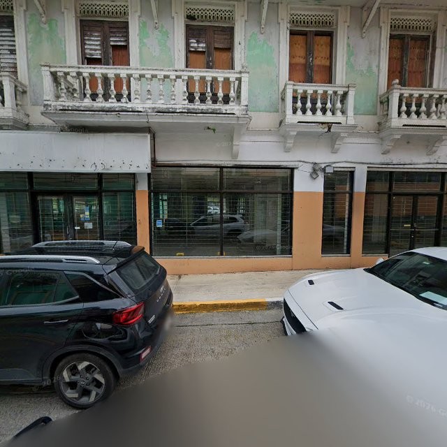 Propiedad declarada estorbo público en CGH4+HW4 Manatí, Puerto Rico 00674, Manatí