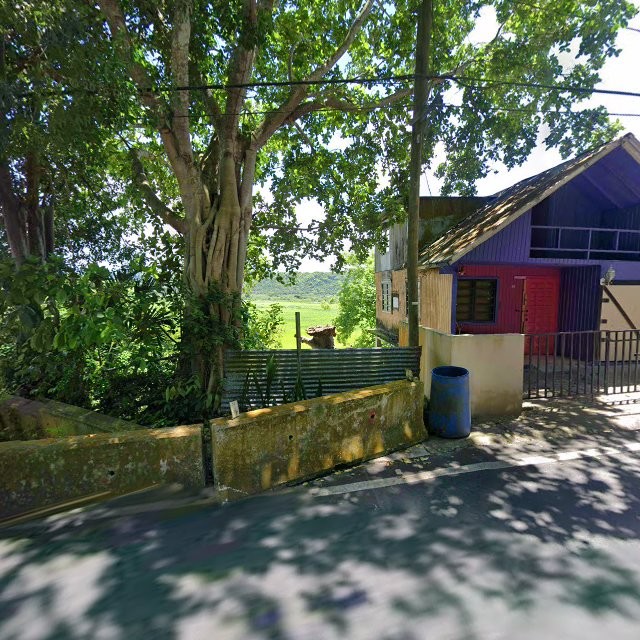 Propiedad declarada estorbo público en CGG3+8MV Manatí, Puerto Rico 00674, Manatí