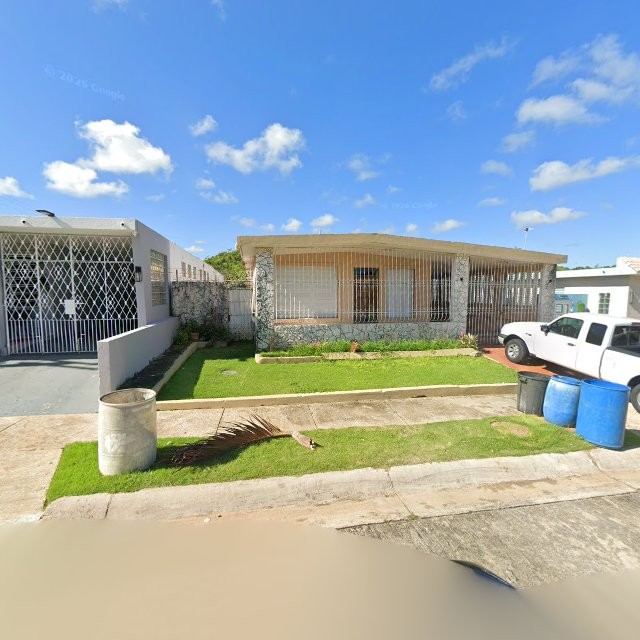 Propiedad declarada estorbo público en CGF9+WR5 Manatí, Puerto Rico 00674, Manatí