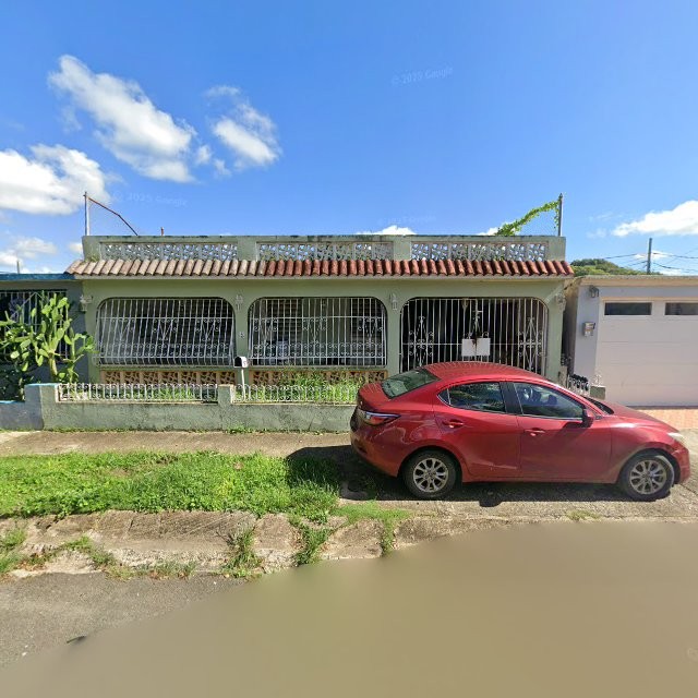 Propiedad declarada estorbo público en CGFG+XQC Manatí, Puerto Rico 00674, Manatí