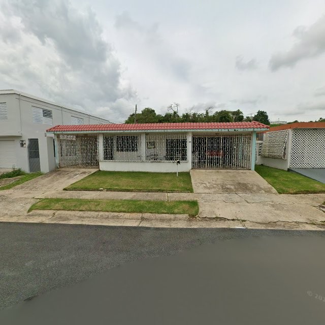 Propiedad declarada estorbo público en CGC6+VRC Manatí, Puerto Rico 00674, Manatí