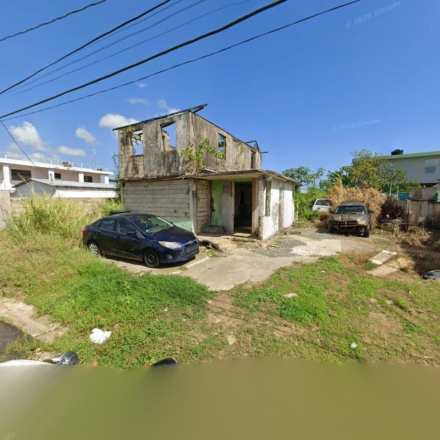 Foto de estorbo público en Toa Baja