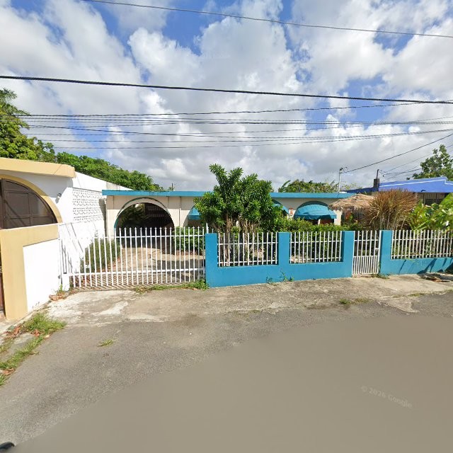 Propiedad declarada estorbo público en CRHG+CQM Sabana Seca, Toa Baja, Puerto Rico 00952, Toa Baja