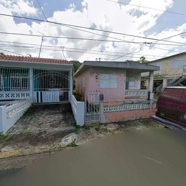 Propiedad declarada estorbo público en CRFG+9PR Sabana Seca, Toa Baja, Puerto Rico 00952, Toa Baja