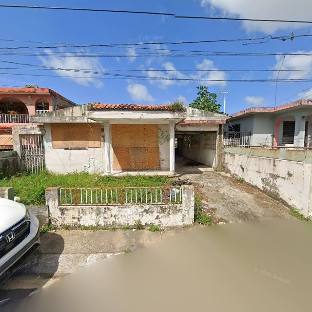 Foto de estorbo público en Toa Baja