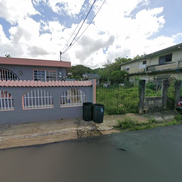 Propiedad declarada estorbo público en CRFG+GVX Sabana Seca, Toa Baja, Puerto Rico 00952, Toa Baja