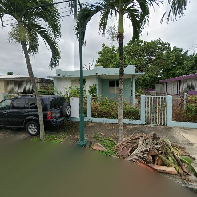 Propiedad declarada estorbo público en CVJM+6P Guaynabo, Puerto Rico 00725, Guaynabo