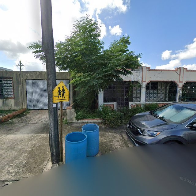 Propiedad declarada estorbo público en CW86+MVC San Juan, Puerto Rico 00920, San Juan