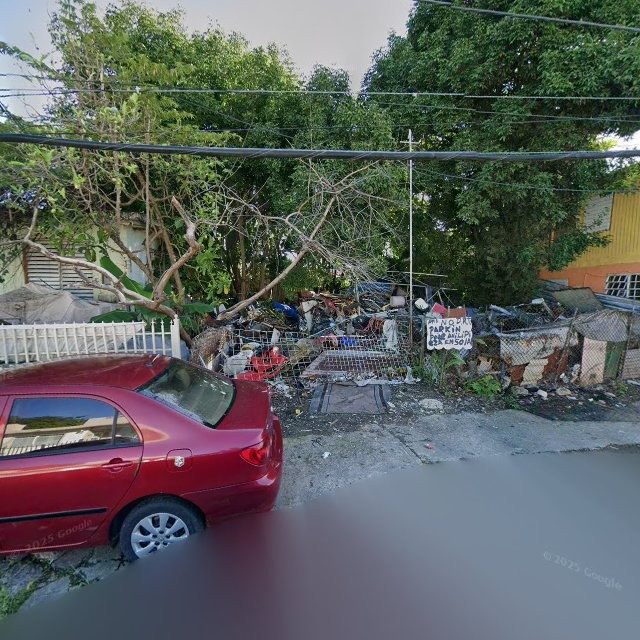 Propiedad declarada estorbo público en CXF7+83V San Juan, Puerto Rico 00923, San Juan