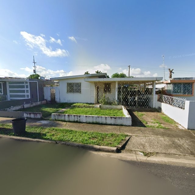 Propiedad declarada estorbo público en CX5W+82J San Juan, Puerto Rico 00924, San Juan