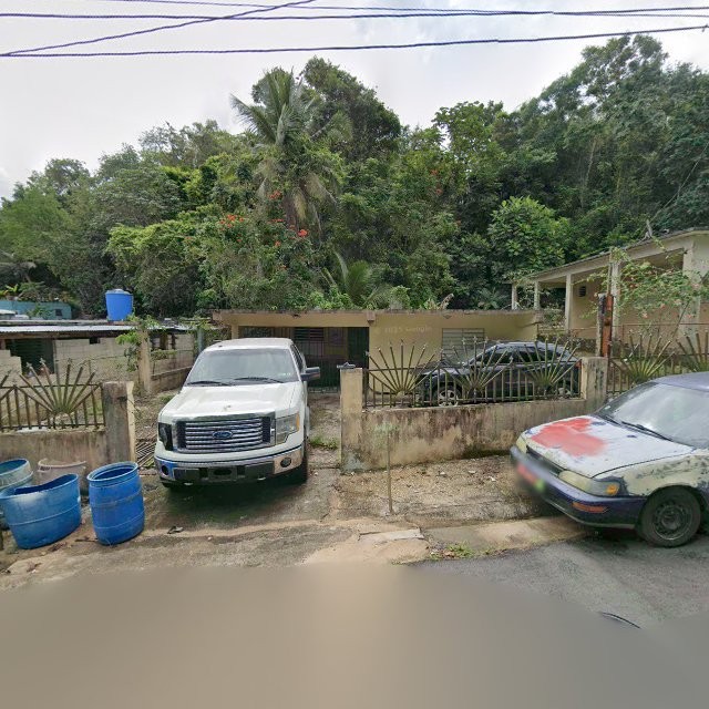 Propiedad declarada estorbo público en CF37+GJX Manatí, Puerto Rico 00674, Manatí