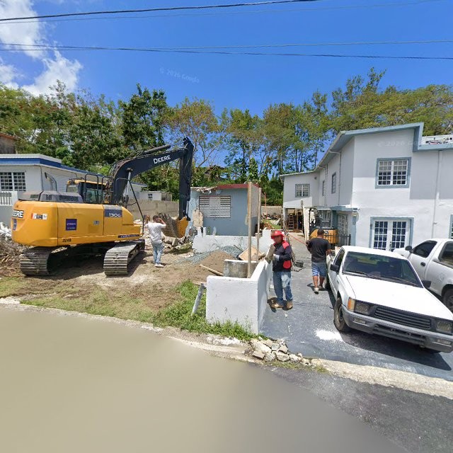 Propiedad declarada estorbo público en CQ3V+2HC Candelaria, Toa Baja, Puerto Rico 00949, Toa Baja