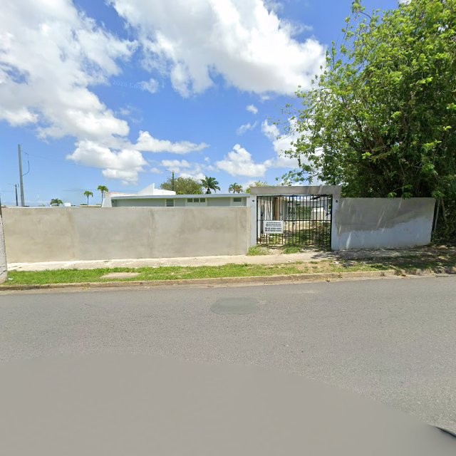 Propiedad declarada estorbo público en 9QWW+VH3 Candelaria, Toa Baja, Puerto Rico 00949, Toa Baja