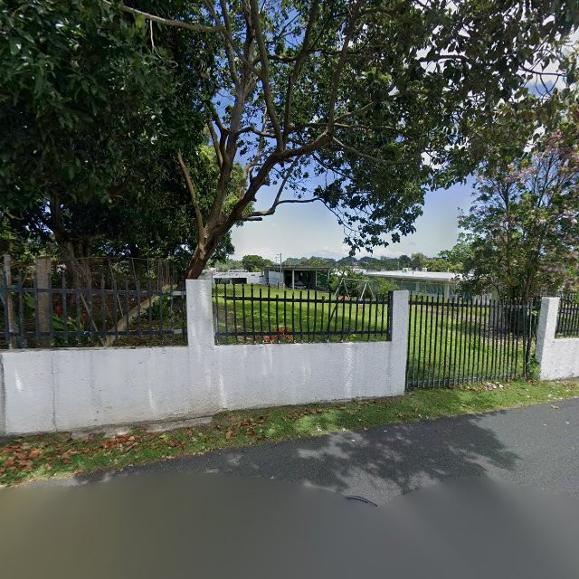 Propiedad declarada estorbo público en 9QWX+WC5 Candelaria, Toa Baja, Puerto Rico 00949, Toa Baja