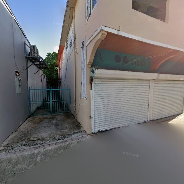 Propiedad declarada estorbo público en 9QQ2+6FH Toa Alta, Puerto Rico 00953, Toa Alta