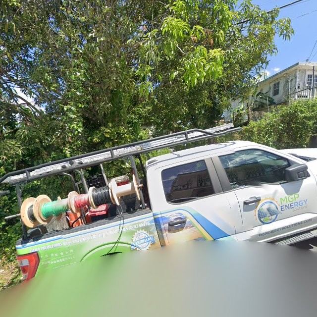 Propiedad declarada estorbo público en 9QMG+6CV Mucarabones, Toa Alta, Puerto Rico 00953, Toa Alta