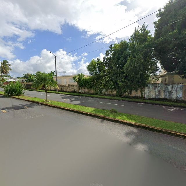 Propiedad declarada estorbo público en 9XF7+PH6 San Juan, Puerto Rico 00926, San Juan