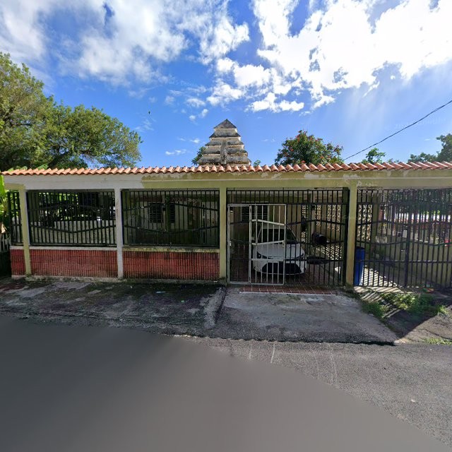 Propiedad declarada estorbo público en 93VM+F42 Santa Barbara, Canóvanas, Puerto Rico 00729, Canóvanas