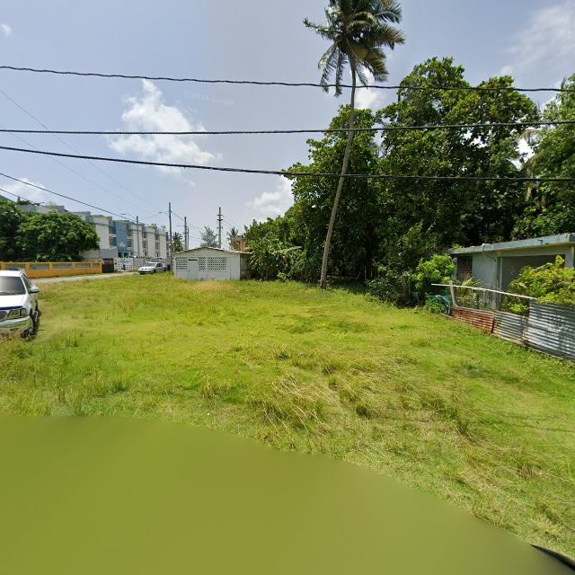 Propiedad declarada estorbo público en 97M2+6HH Playa Fortuna, Luquillo, Puerto Rico 00773, Luquillo