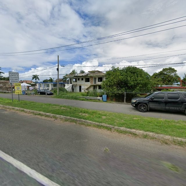 Propiedad declarada estorbo público en 97H4+V83 Playa Fortuna, Luquillo, Puerto Rico 00773, Luquillo