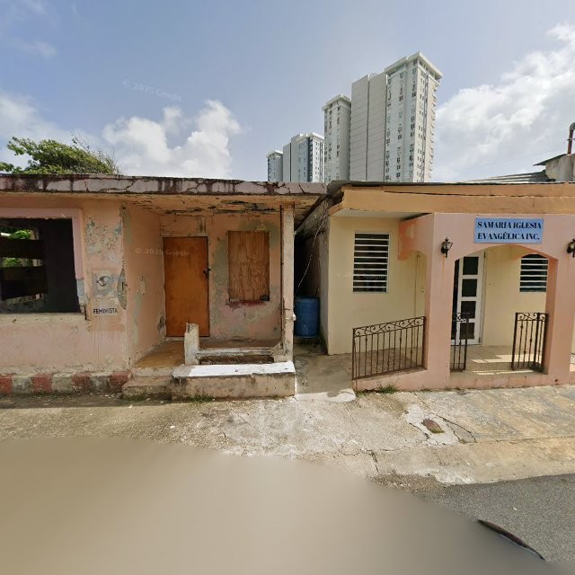 Propiedad declarada estorbo público en 97FP+9MV Luquillo, Puerto Rico 00773, Luquillo