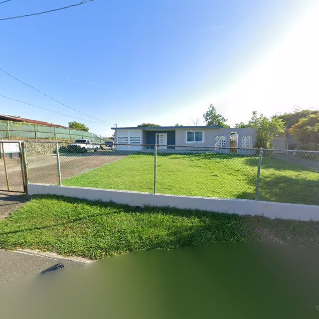 Propiedad declarada estorbo público en 9Q29+QWM Pajaros, Toa Alta, Puerto Rico 00953, Toa Alta