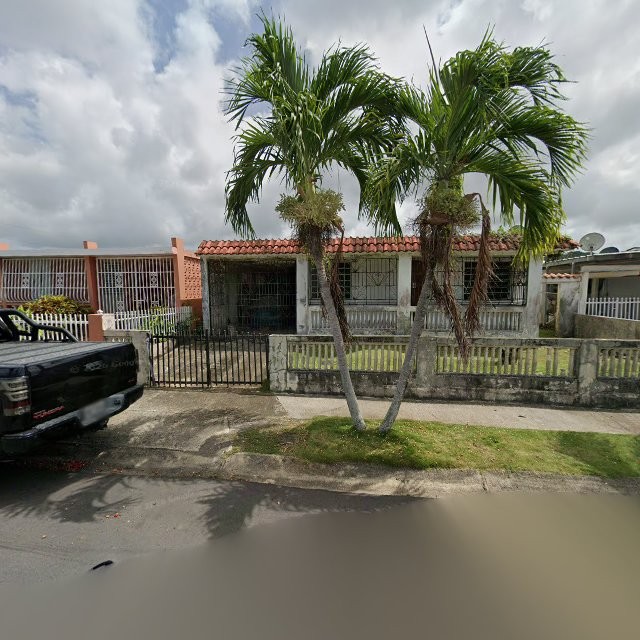 Propiedad declarada estorbo público en 979J+6M8 Luquillo, Puerto Rico 00773, Luquillo