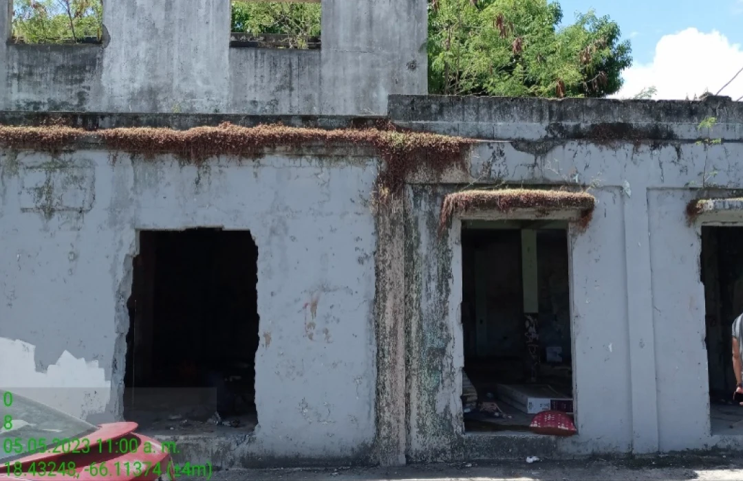 Propiedad declarada estorbo público en CVJP+XG5 Guaynabo, Puerto Rico 00965, Guaynabo