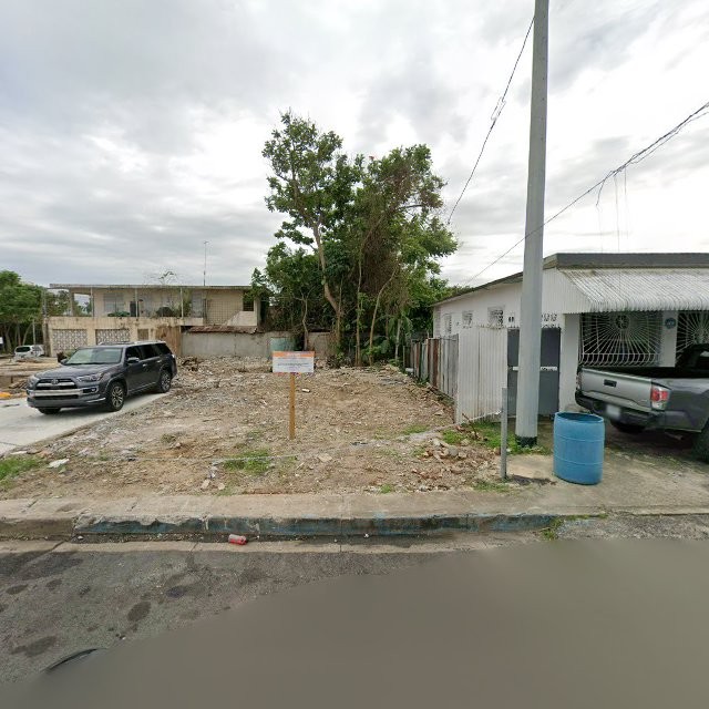 Propiedad declarada estorbo público en 6XM9+64H Caguas, Puerto Rico 00725, Caguas