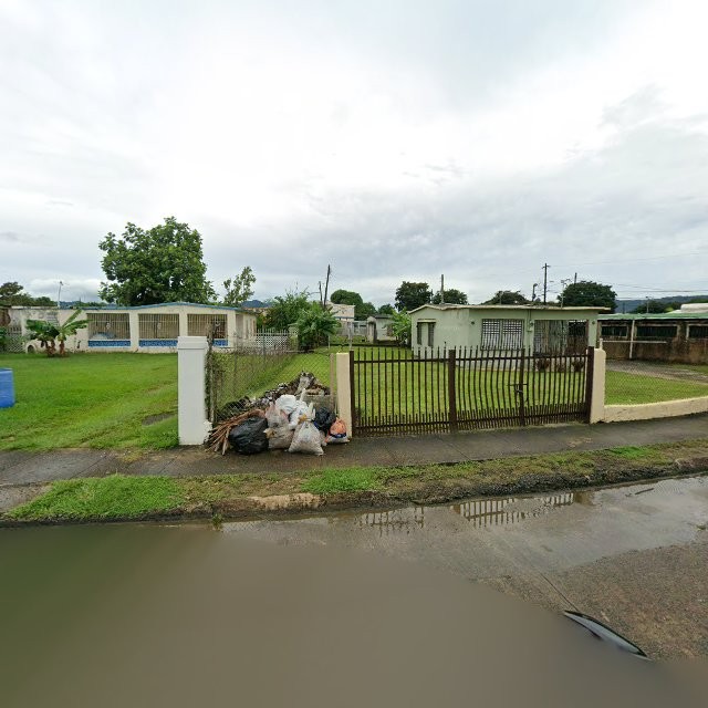 Propiedad declarada estorbo público en 6XMH+X5M Caguas, Puerto Rico 00727, Caguas