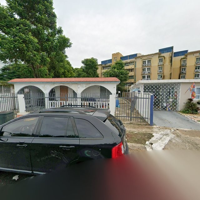 Propiedad declarada estorbo público en 6XMQ+M8F Caguas, Puerto Rico 00725, Caguas